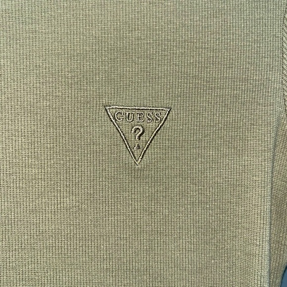 Guess Army Green Tee - Picture 4 of 7